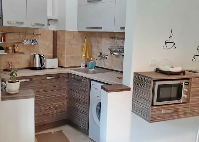 500 Steps To The Apartment